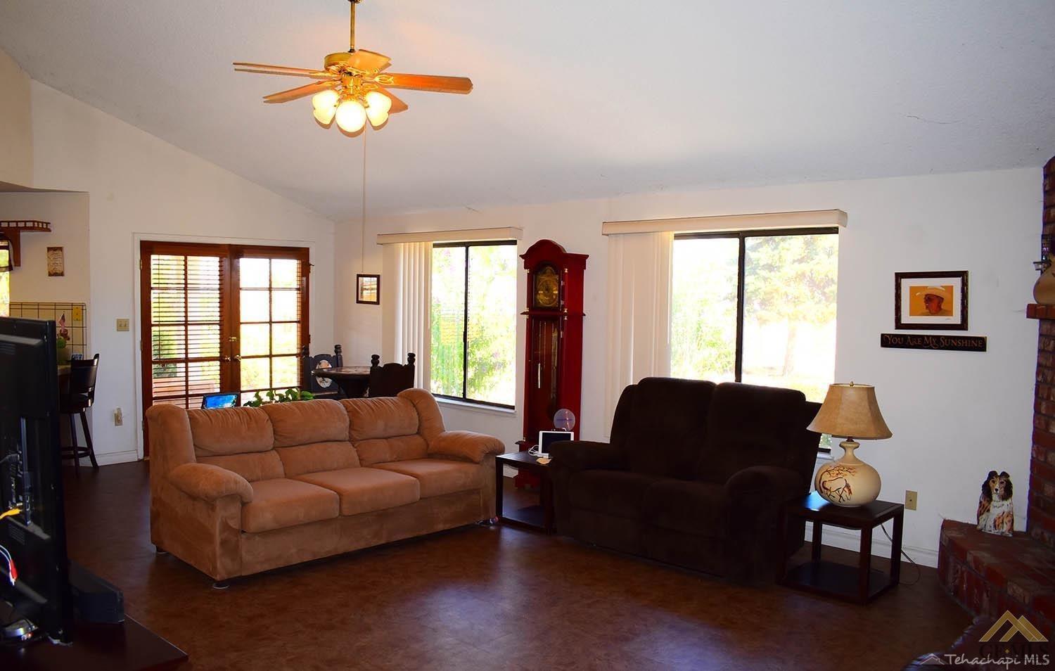 21829 Mid Way Tehachapi, CA 93561 - Photo 8 of 8 Gallery Image 8