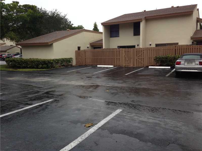 11506 Southwest 109th Road, Unit 38W Miami, FL 33176 - Photo 8 of 10 Gallery Image 8