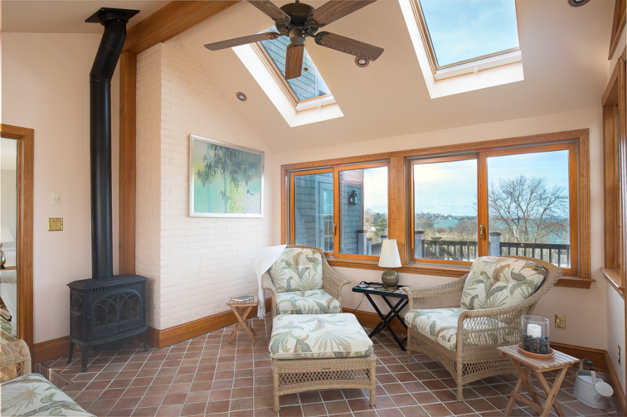 21 Cottage Street Hingham, MA 02043 - Photo 11 of 25