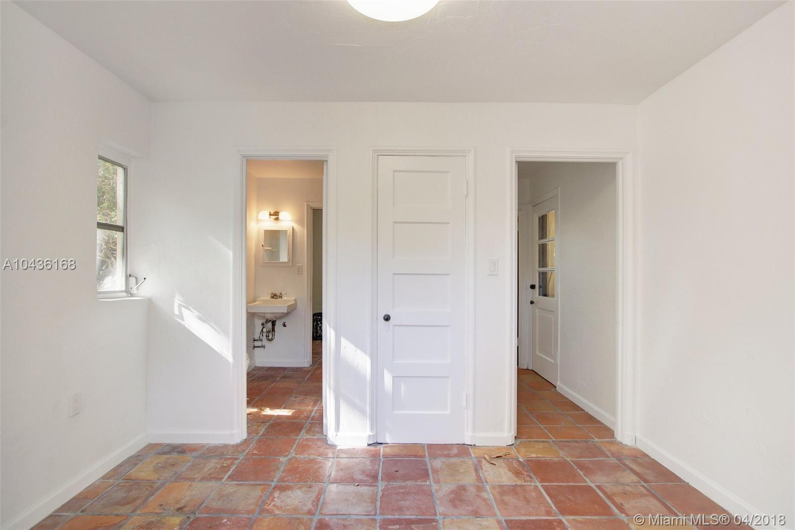 5184 Pine Tree Drive Miami Beach, FL 33140 - Photo 36 of 36