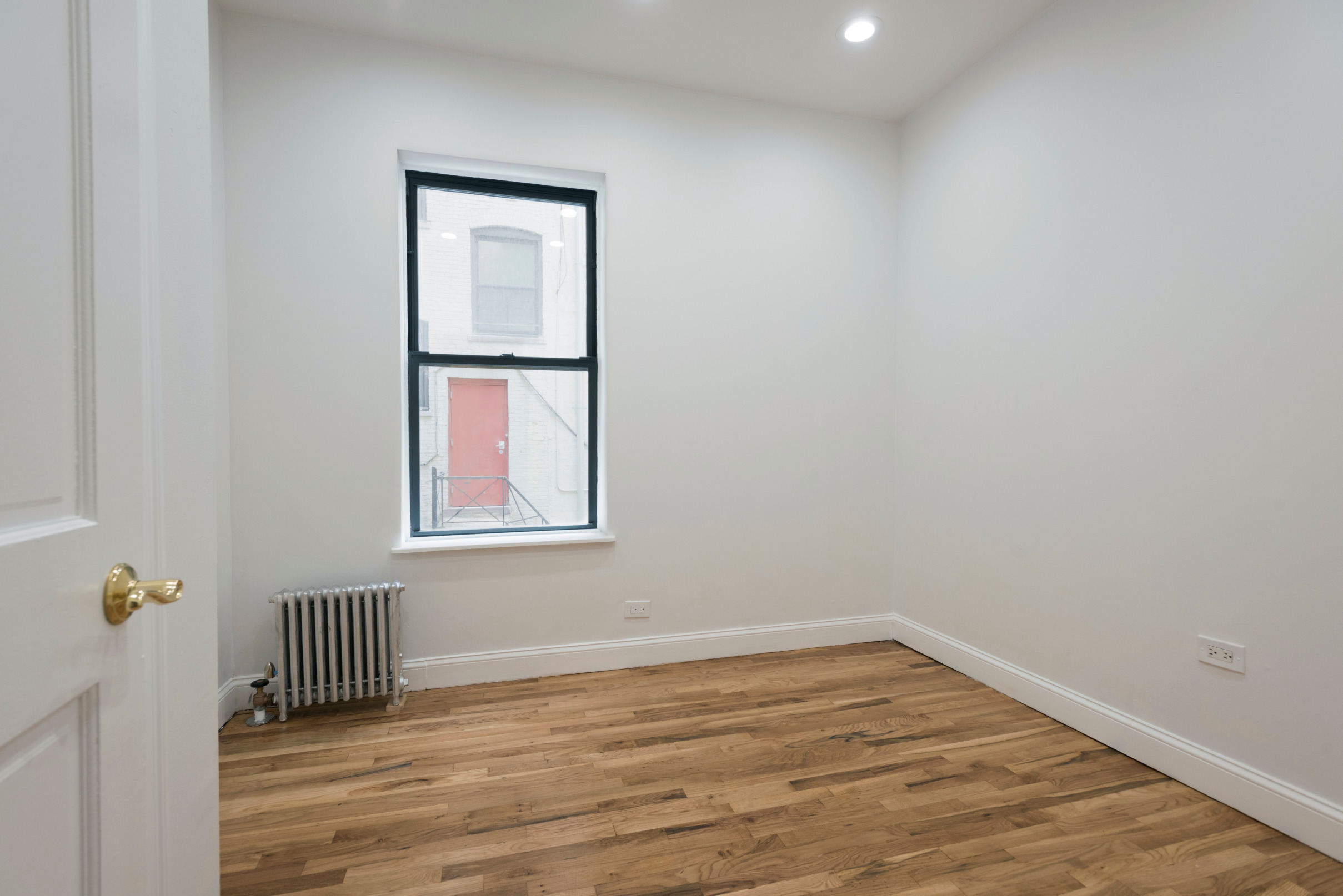 706 West 180th Street, Unit 4 Manhattan, NY 10033 - Photo 7 of 13