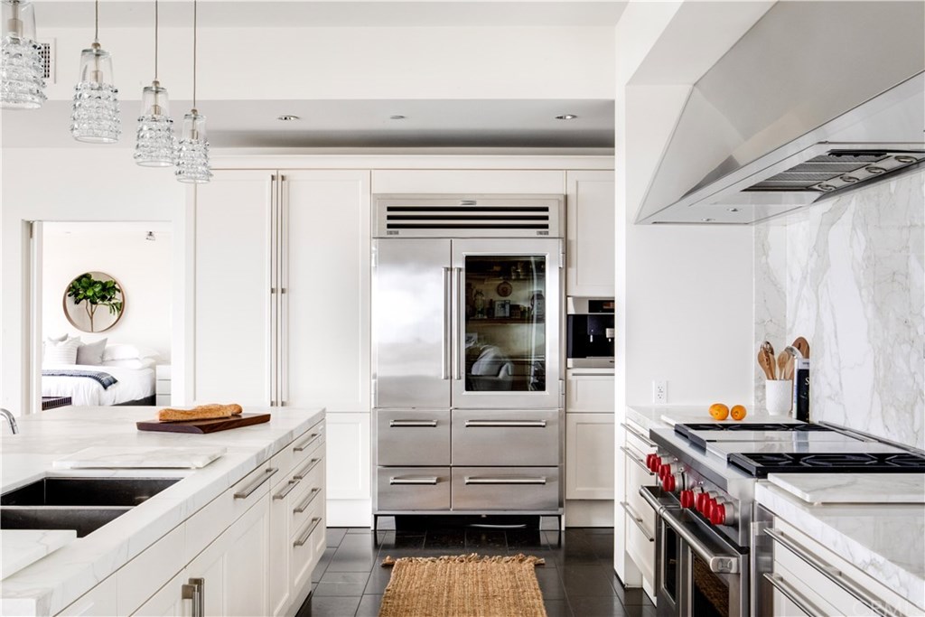 325 Monarch Bay Drive Dana Point, CA 92629 - Photo 9 of 36