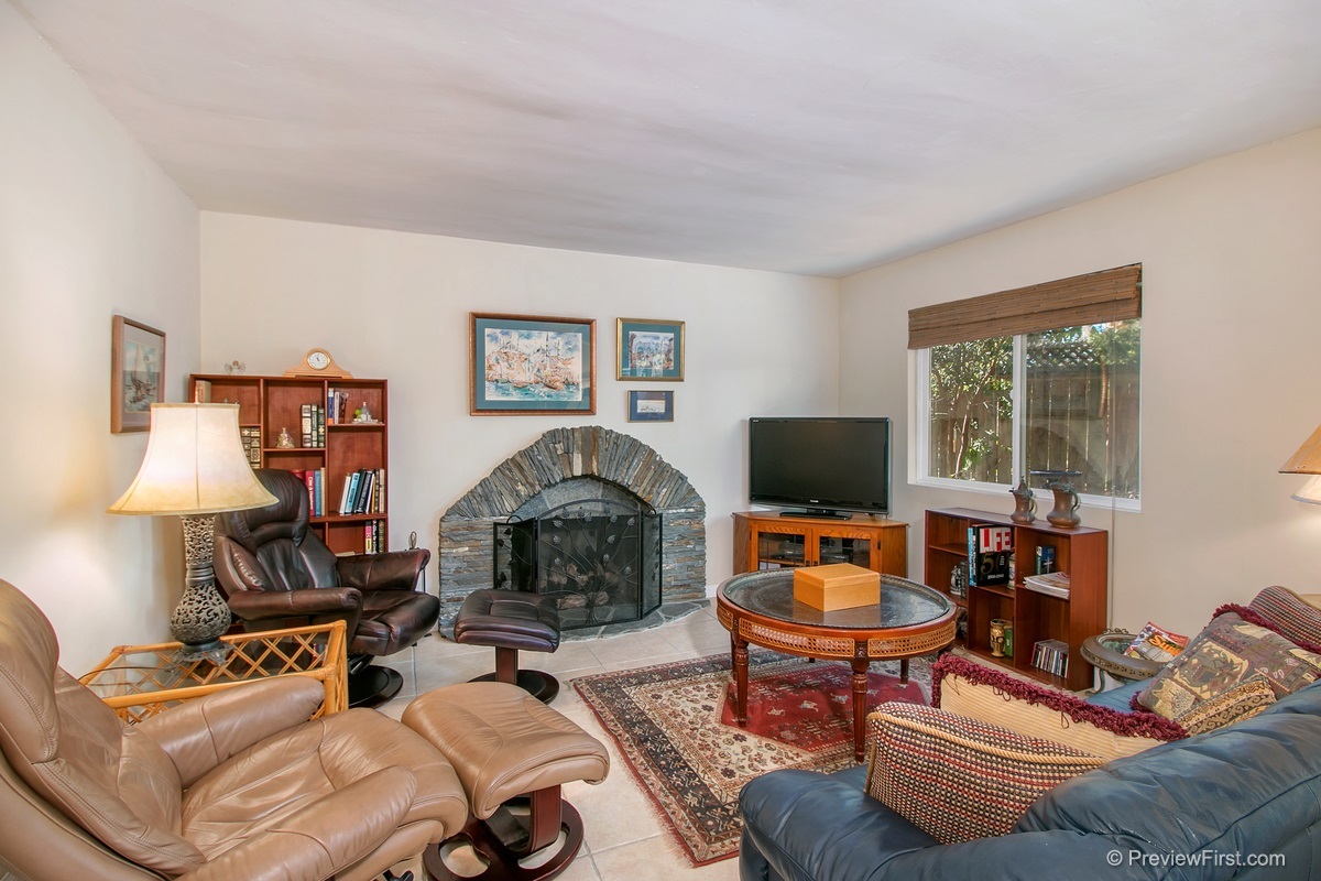 1663 Olmeda Street Encinitas, CA 92024 - Photo 10 of 25