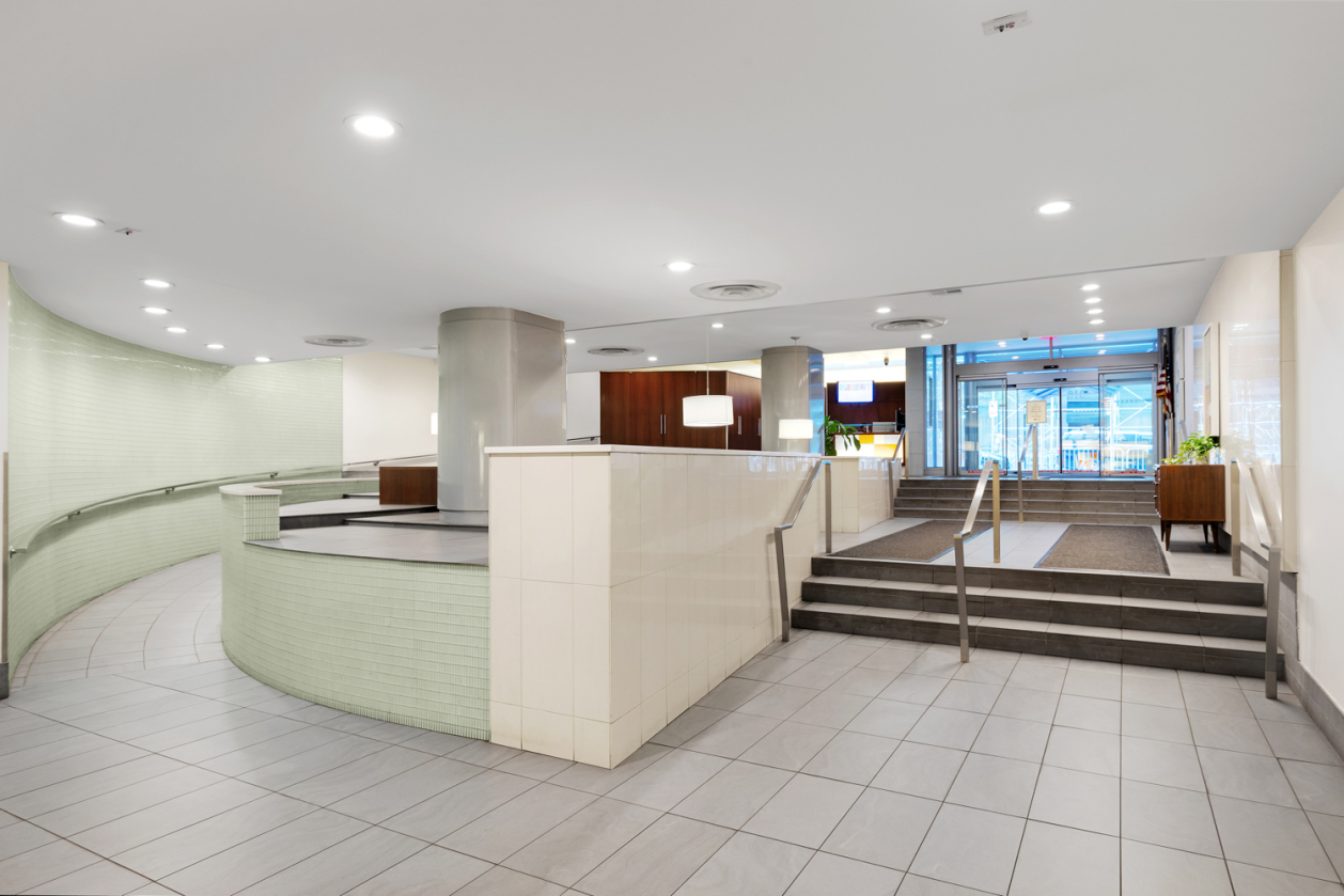 Turtle Bay Towers 310 E 46th St, Manhattan, NY 10017 - Photo 4 of 8