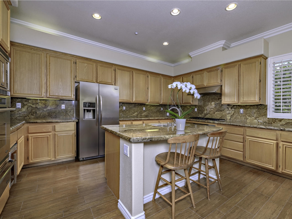 1215 Firecrest Way Fallbrook, CA 92028 - Photo 6 of 25