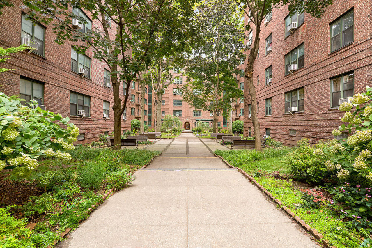 Dunolly Gardens 78-11 35th Ave, Queens, NY 11372 - Photo 3 of 3