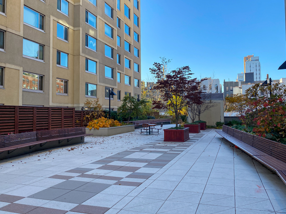 Kalahari 40 W 116th St, Manhattan, NY 10026 - Photo 23 of 32