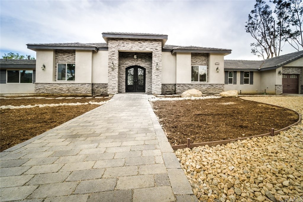 13757 Del Poniente Road Poway, CA 92064 - Photo 62 of 75