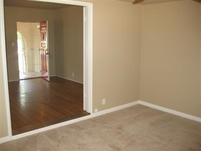 1605 Locust Ravine Bakersfield, CA 93306 - Photo 11 of 20 Gallery Image 11