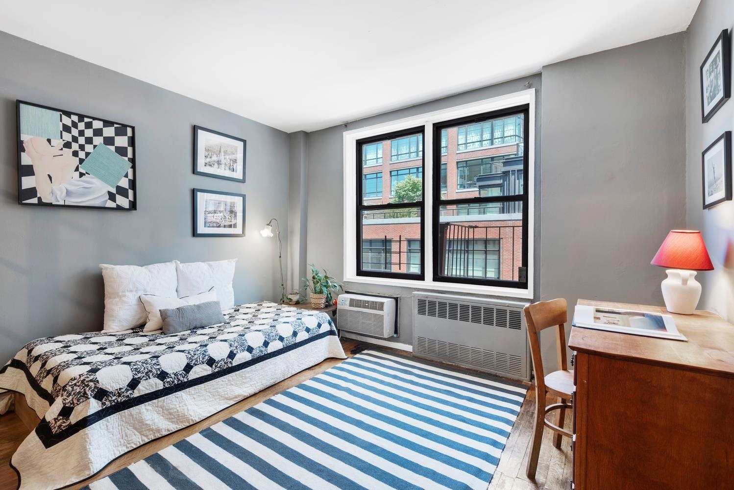 165 Christopher Street, Unit Undisclosed Manhattan, NY 10014 - Photo 4 of 7