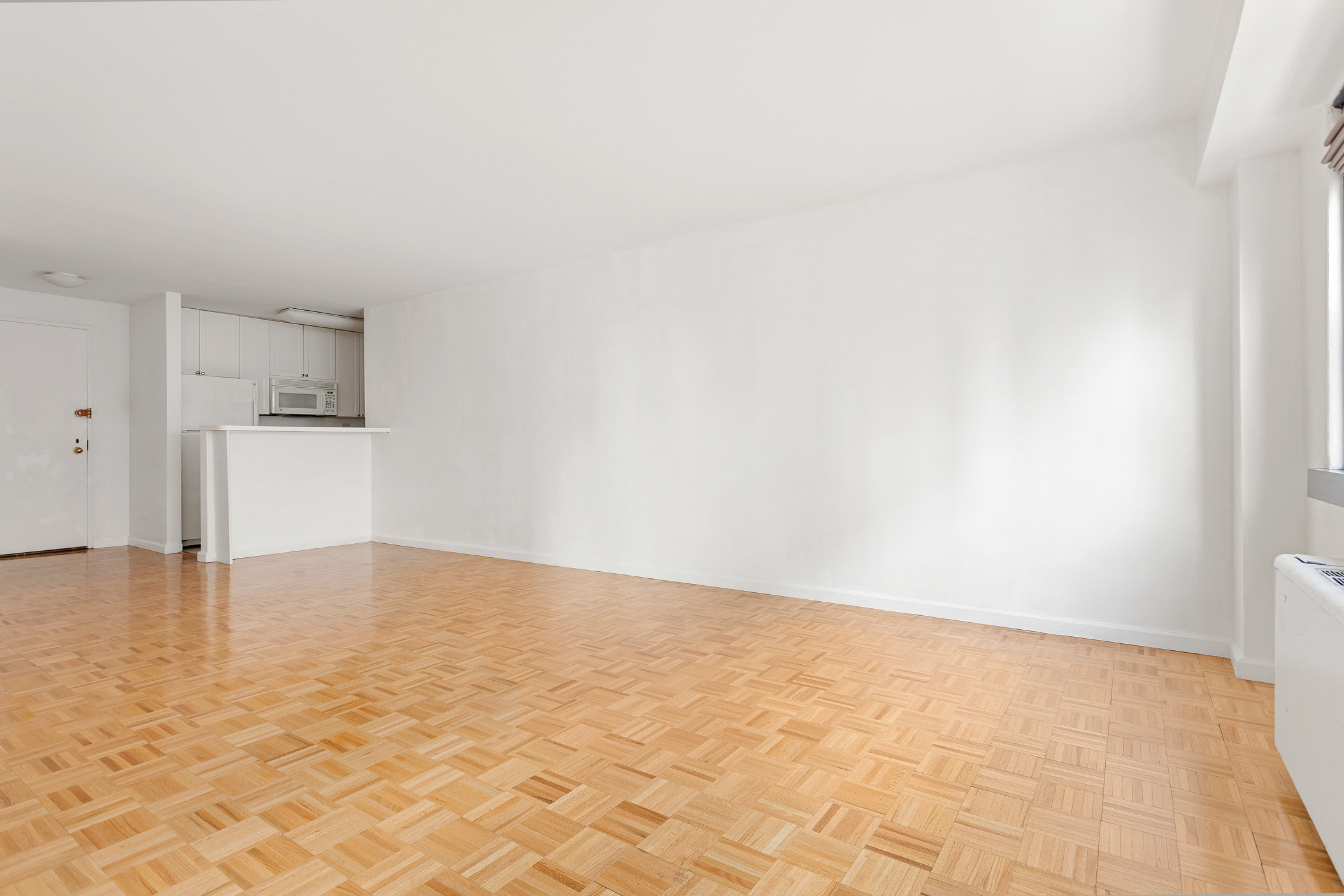 235 East 87th Street, Unit 9E Manhattan, NY 10128 - Photo 5 of 11