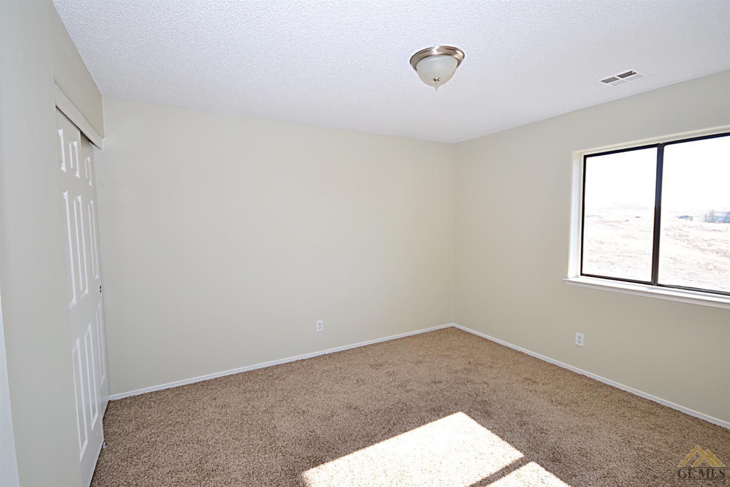 23653 Woodford-Tehachapi Road Tehachapi, CA 93561 - Photo 19 of 36 Gallery Image 19