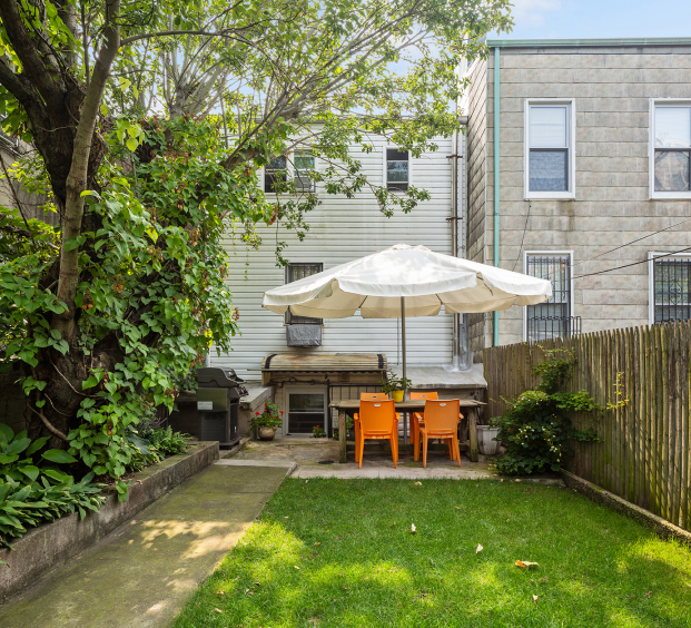 189 19th Street Brooklyn, NY 11232 - Photo 3 of 5