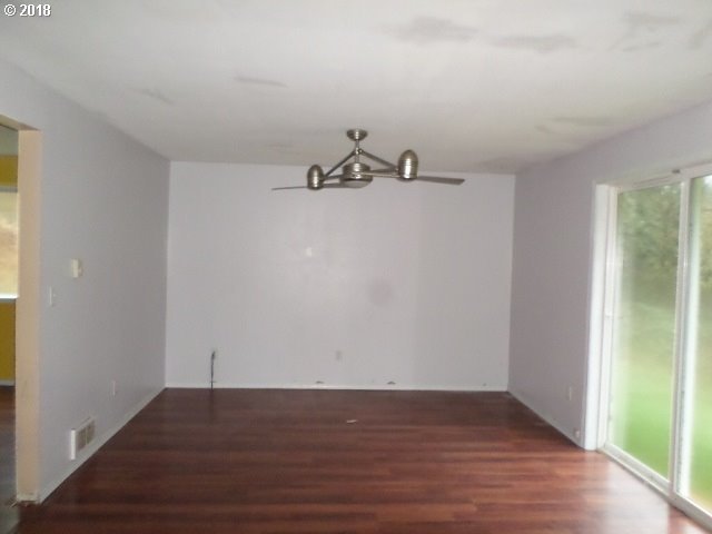 2035 Delameter Road Castle Rock, WA 98611 - Photo 7 of 23 Gallery Image 7