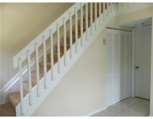 507 Racquet Club Road, Unit 59 Weston, FL 33326 - Photo 14 of 15