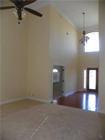 204 Spring Terrace Lane Clarksville, TN 37040 - Photo 5 of 30 LIVING ROOM