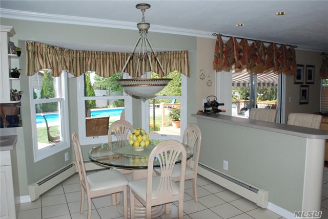 30 Fleetwood Road Commack, NY 11725 - Photo 7 of 20 Gallery Image 7