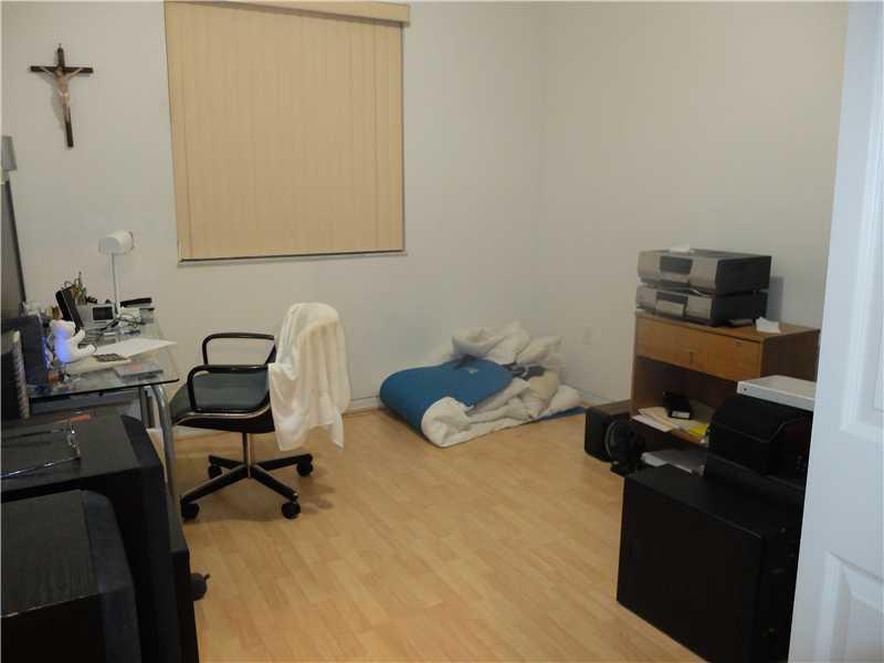 3175 Southwest 153rd Court, Unit 3175 Miami, FL 33185 - Photo 13 of 16