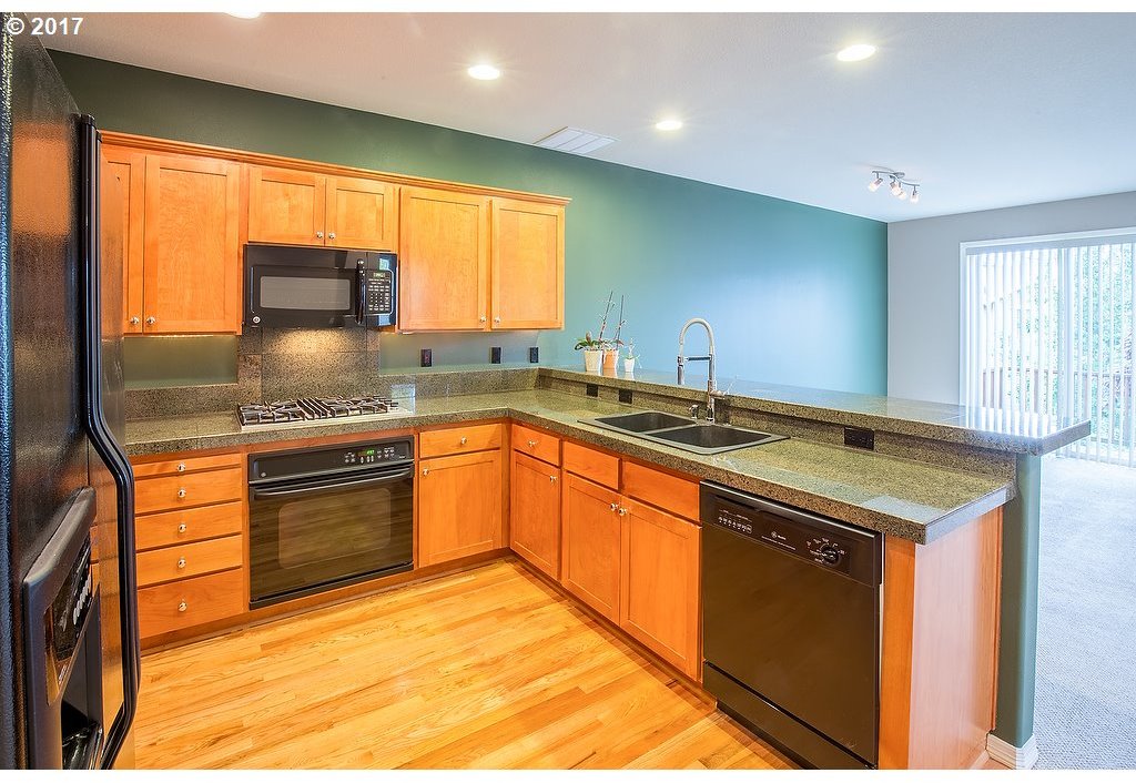 10237 Northwest Forestview Way Portland, OR 97229 - Photo 3 of 25 Gallery Image 3