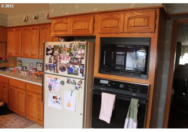 5922 Southwest Williams Road Powell Butte, OR 97753 - Photo 7 of 15 Gallery Image 7