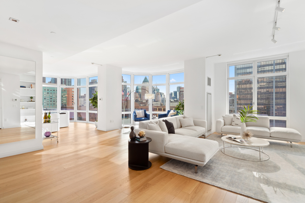 555 West 59th Street, Unit 17F Manhattan, NY 10019 - Photo 1 of 17