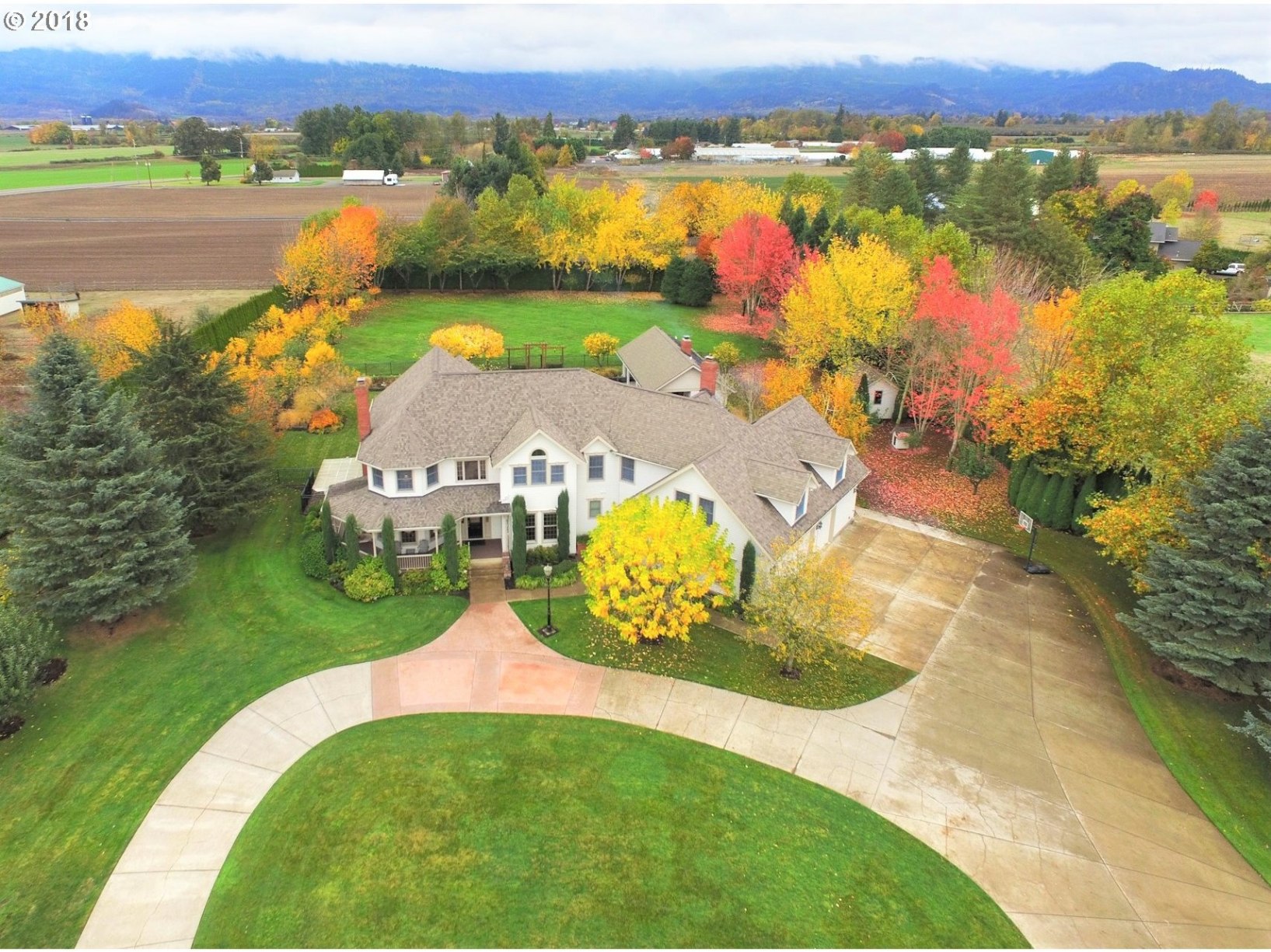 31395 Coburg Bottom Loop Road Eugene, OR 97408 - Photo 1 of 32 Gallery Image 1