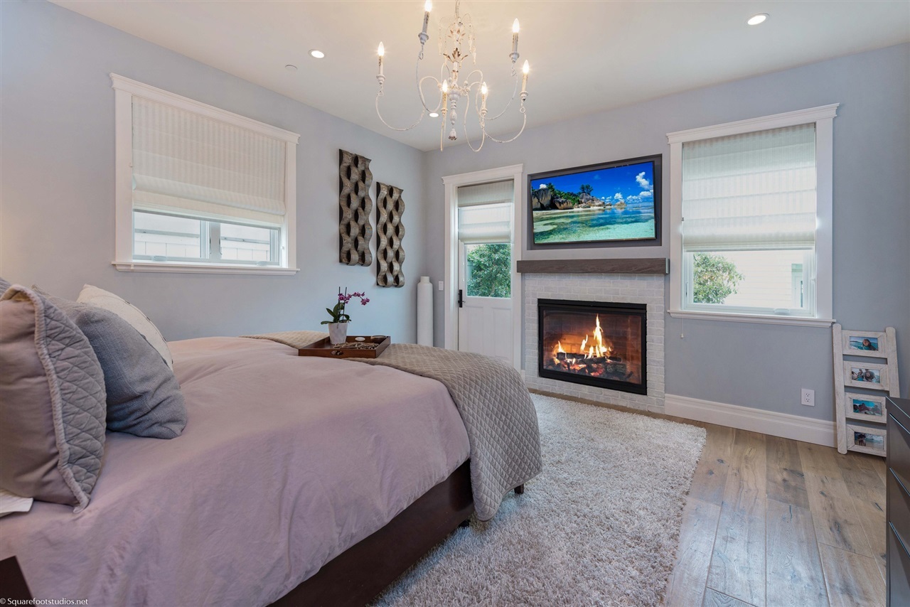 854 A Avenue Coronado, CA 92118 - Photo 17 of 25