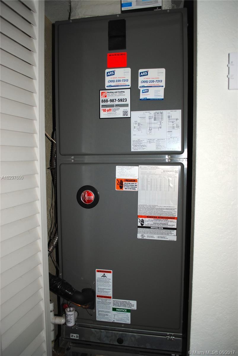 13854 Southwest 67th Terrace Miami, FL 33183 - Photo 22 of 24