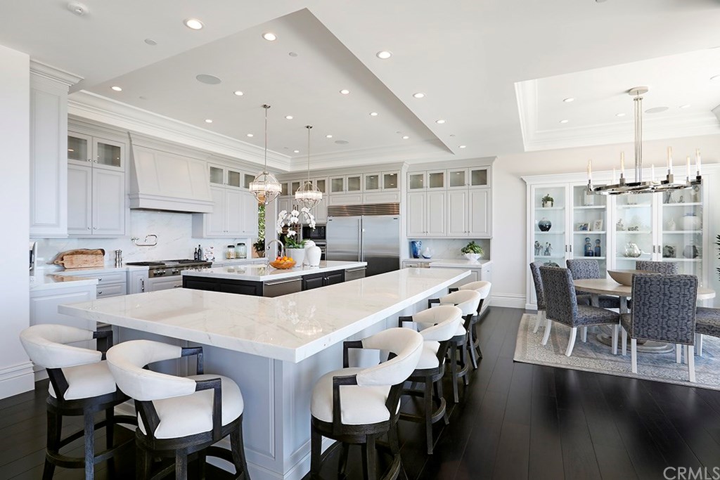 4521 Roxbury Road Corona del Mar, CA 92625 - Photo 5 of 40