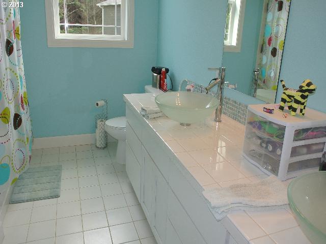 686 Haryu Road Longview, WA 98632 - Photo 7 of 16