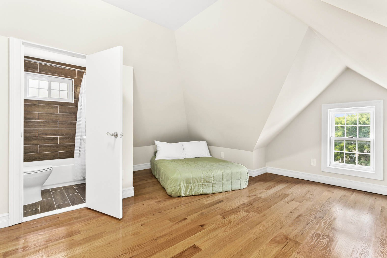 1163 New York Avenue Brooklyn, NY 11203 - Photo 7 of 11