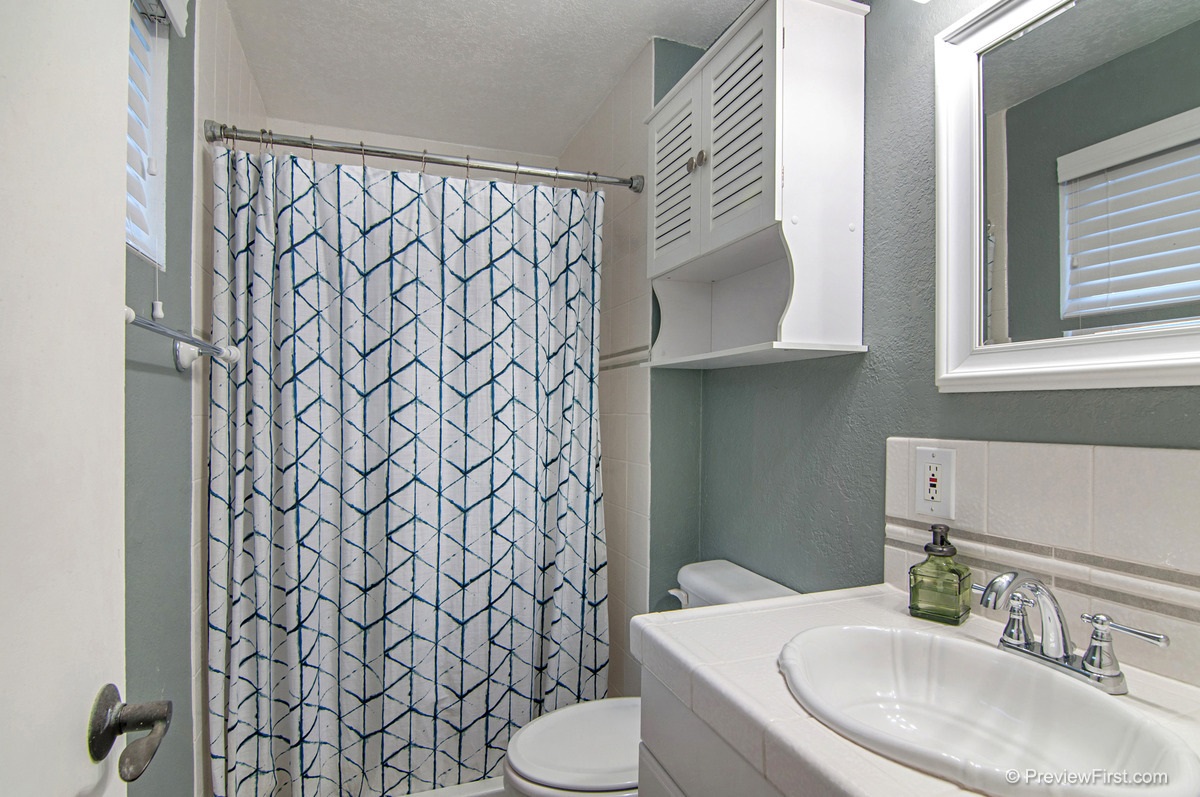 13648 Celestial Road Poway, CA 92064 - Photo 19 of 25