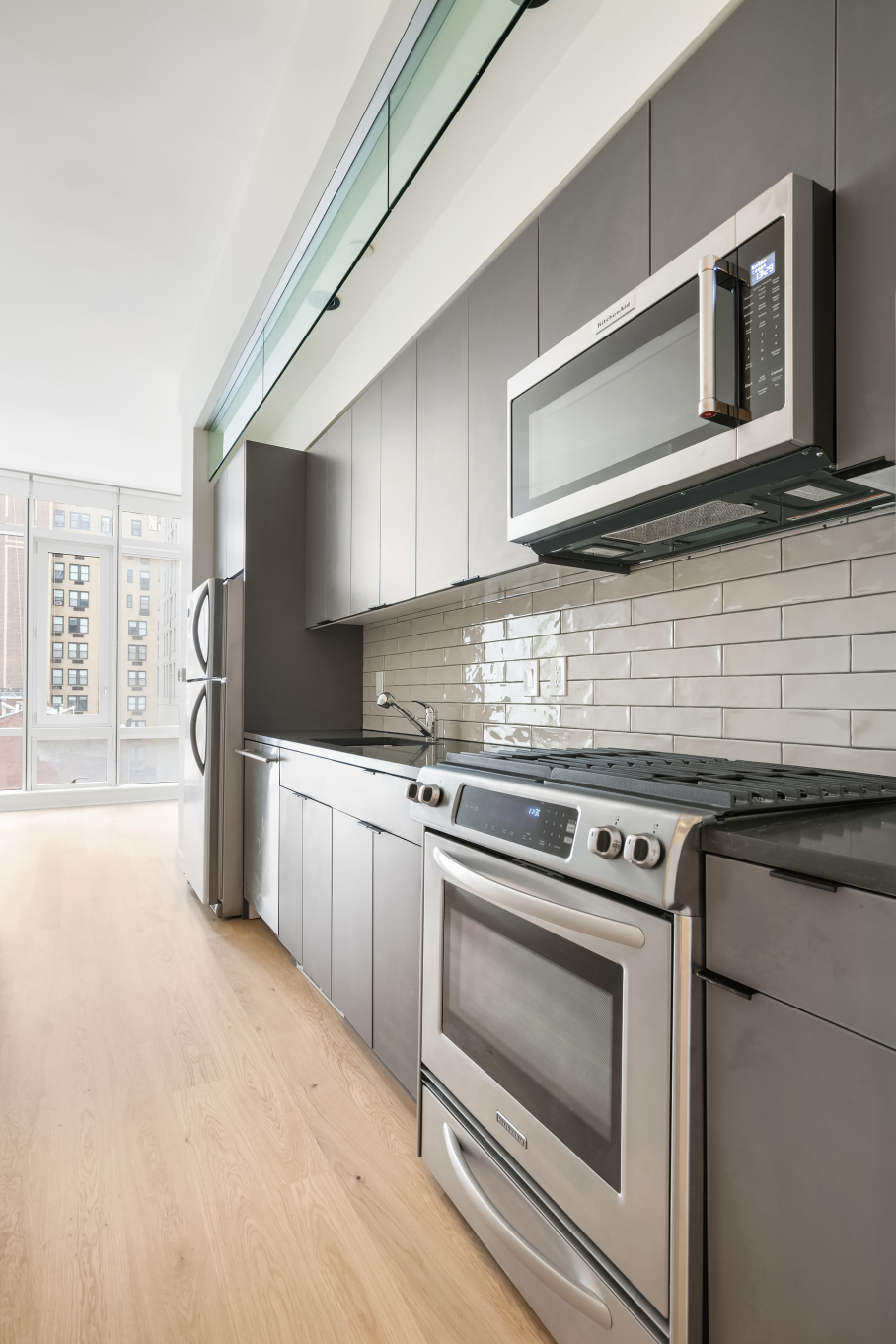 306 West 48th Street, Unit 5D Manhattan, NY 10036 - Photo 2 of 10