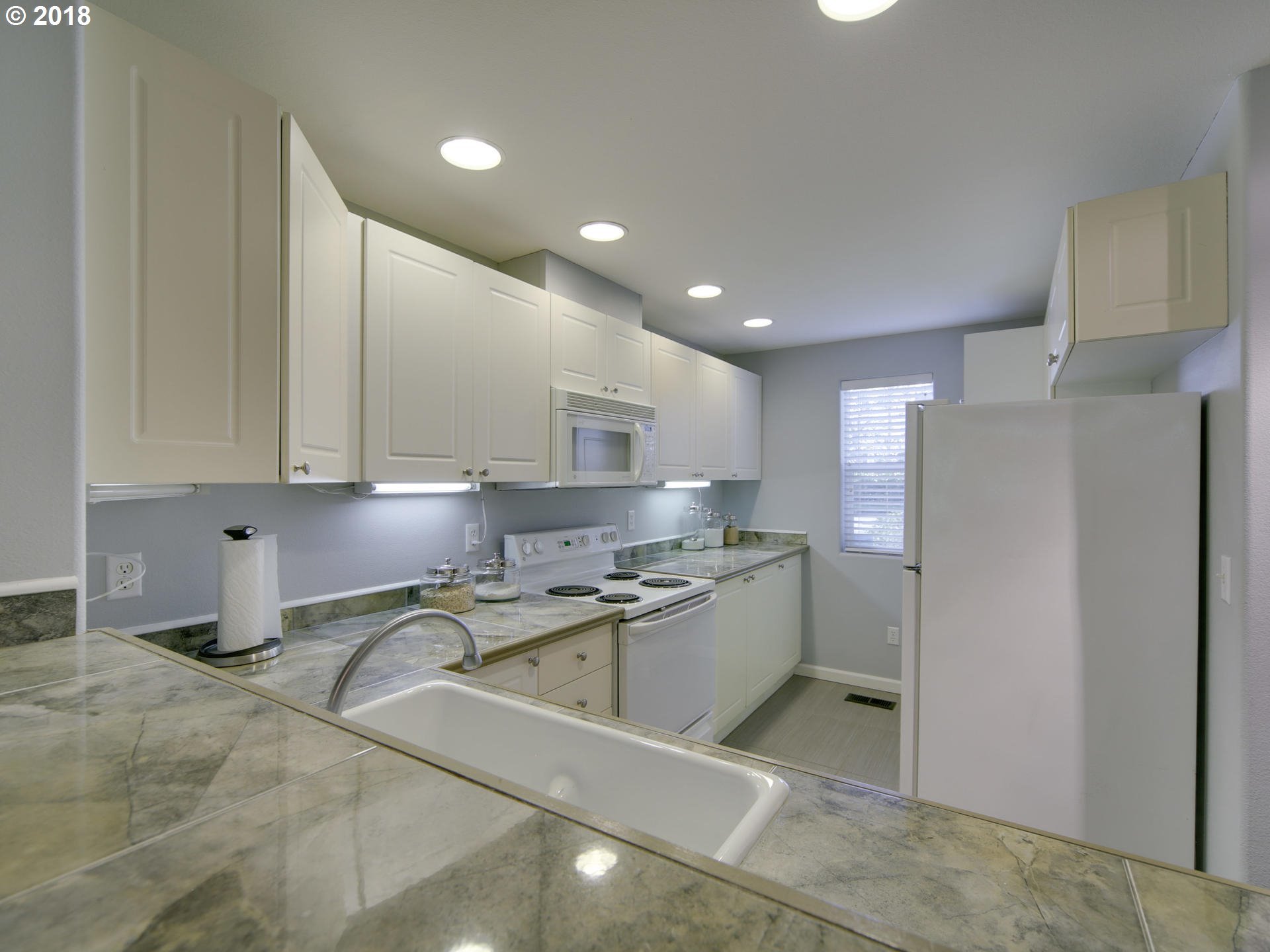 14307 Southwest Barrows Road Beaverton, OR 97007 - Photo 10 of 31 Gallery Image 10