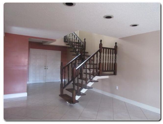 12432 Southwest 11th Terrace, Unit B Miami, FL 33184 - Photo 4 of 19