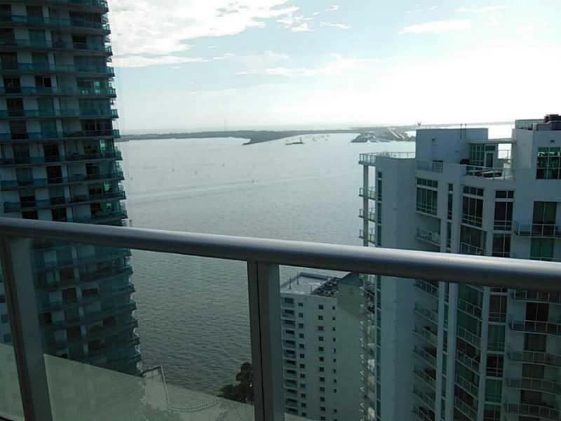 1300 Brickell Bay Drive, Unit 3003 Miami, FL 33131 - Photo 5 of 24