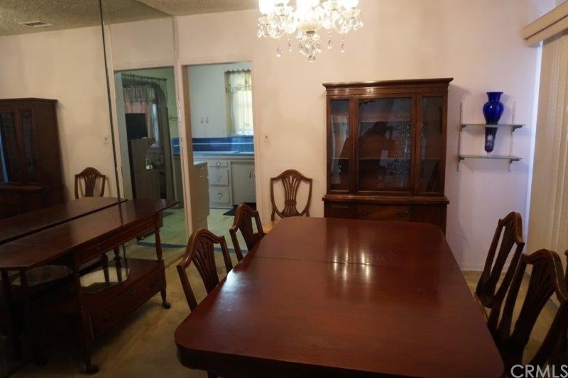 2107 West 84th Place Los Angeles, CA 90047 - Photo 10 of 30