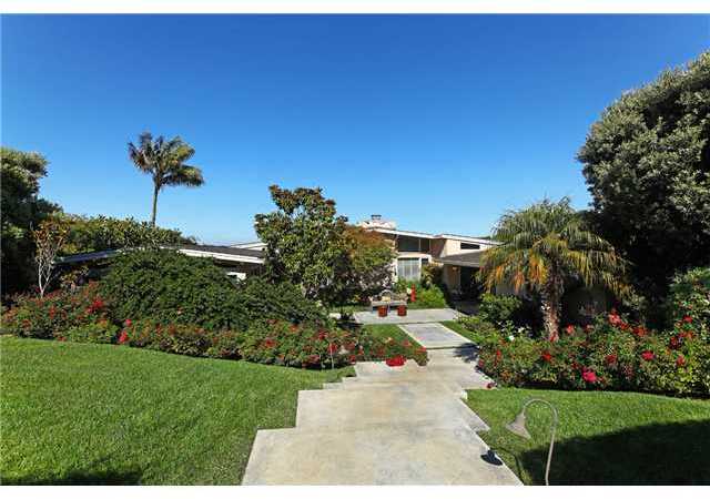 2340 Rue Adriane La Jolla, CA 92037 - Photo 2 of 17