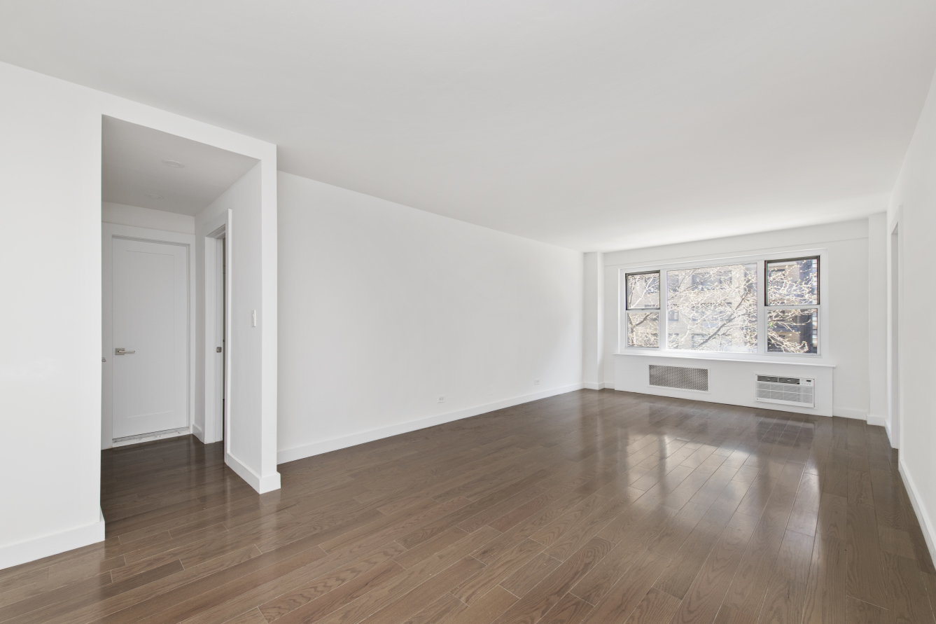 440 East 79th Street, Unit 5C Manhattan, NY 10075 - Photo 4 of 16