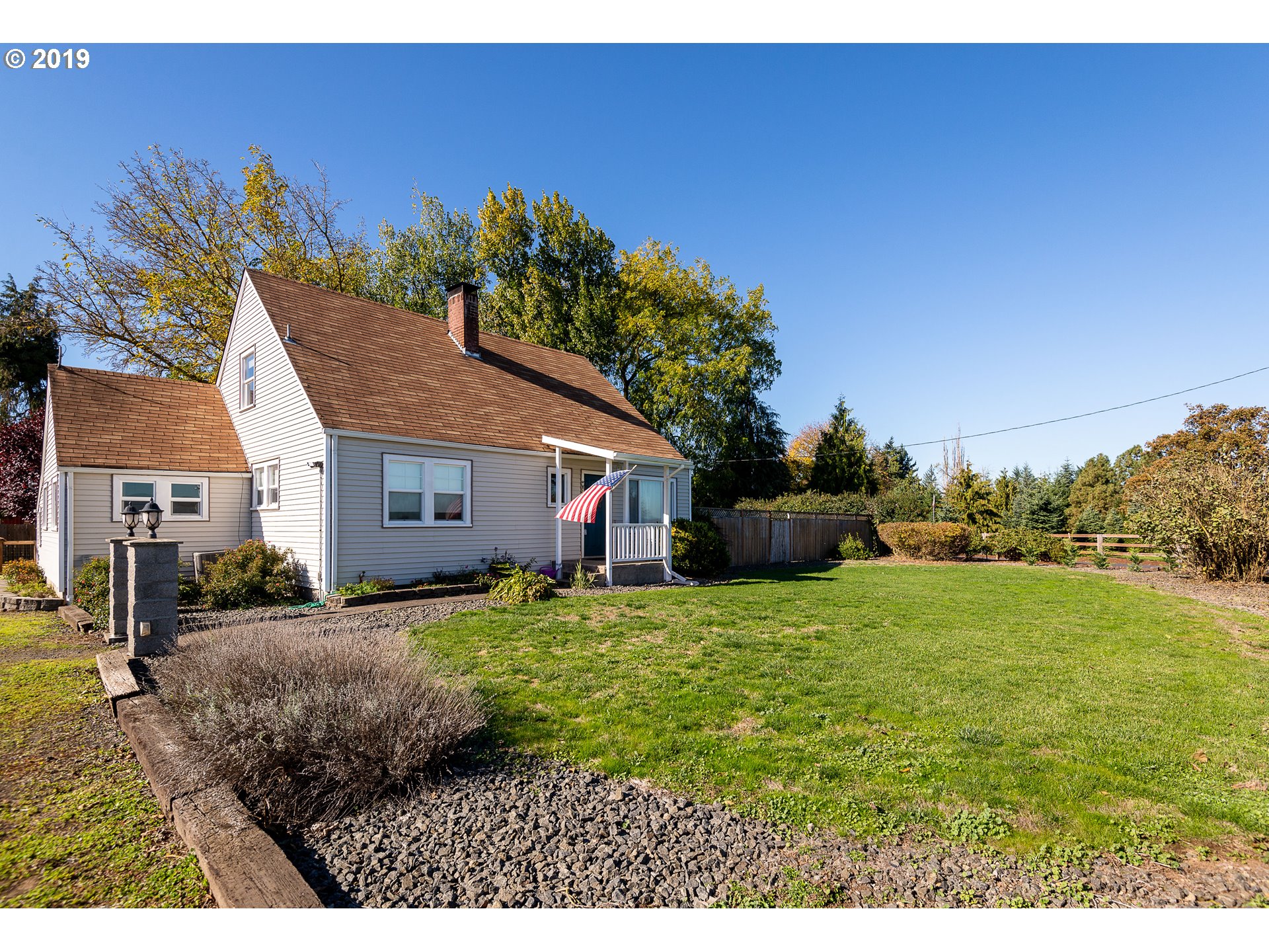 91544 Prairie Road Junction City, OR 97448 - Photo 3 of 28 Gallery Image 3