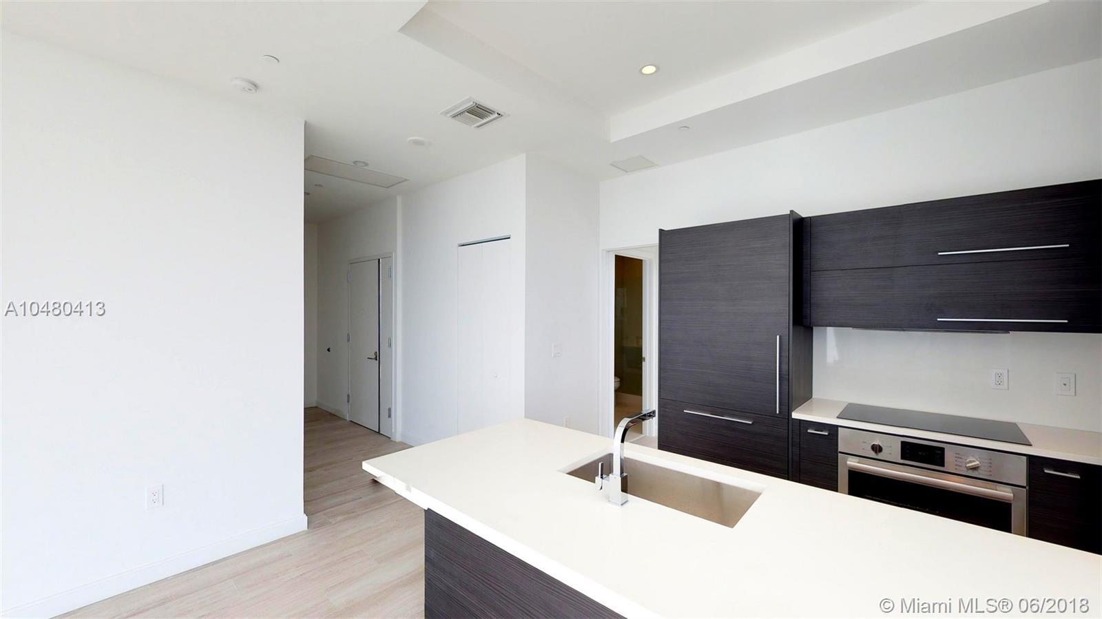 55 Southwest 9th Street, Unit LPH4408 Miami, FL 33130 - Photo 15 of 56