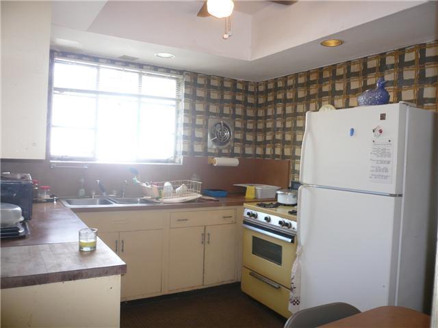 5121 Alton Road Miami Beach, FL 33140 - Photo 6 of 13