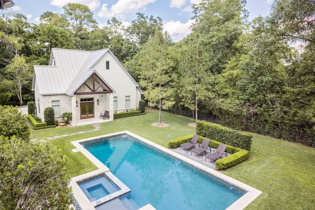 838 Kuhlman Road Houston, TX 77024 - Photo 5 of 9