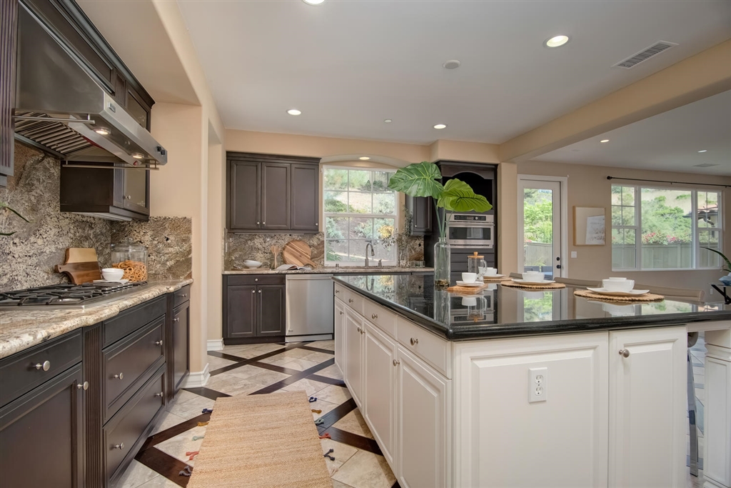 6594 Halite Place Carlsbad, CA 92009 - Photo 8 of 25