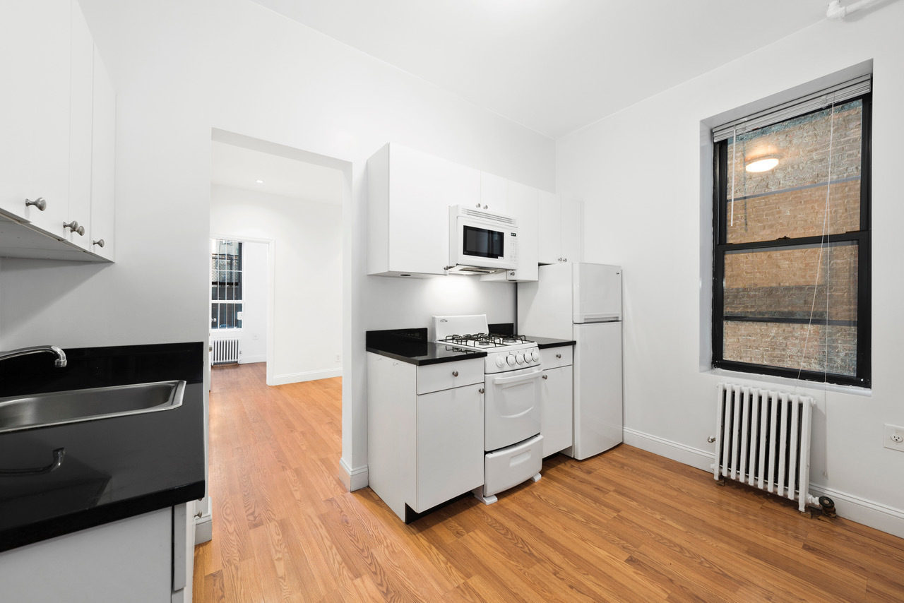 64 MacDougal Street, Unit 1 Manhattan, NY 10012 - Photo 2 of 7