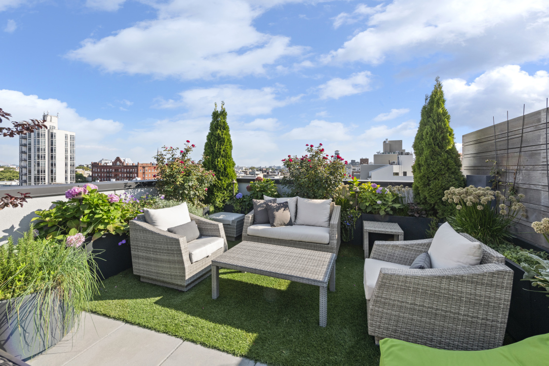 The Gibraltar 160 West St, Brooklyn, NY 11222 - Photo 2 of 2