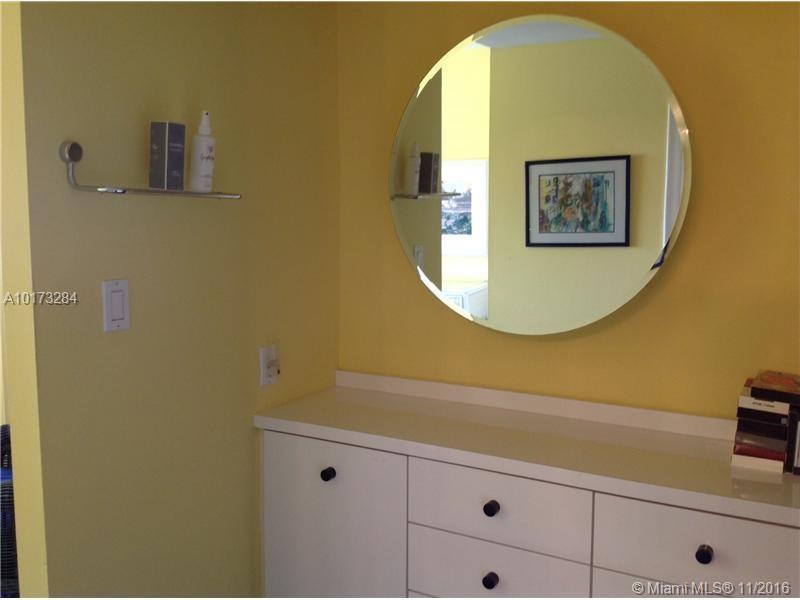 5750 Collins Avenue, Unit 4F Miami Beach, FL 33140 - Photo 15 of 18