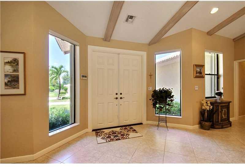 390 Northwest 53rd Street Boca Raton, FL 33487 - Photo 5 of 28