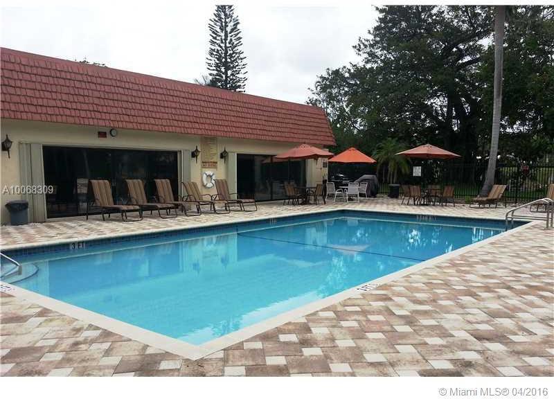 128 South Cypress Road, Unit 835 Pompano Beach, FL 33060 - Photo 28 of 35