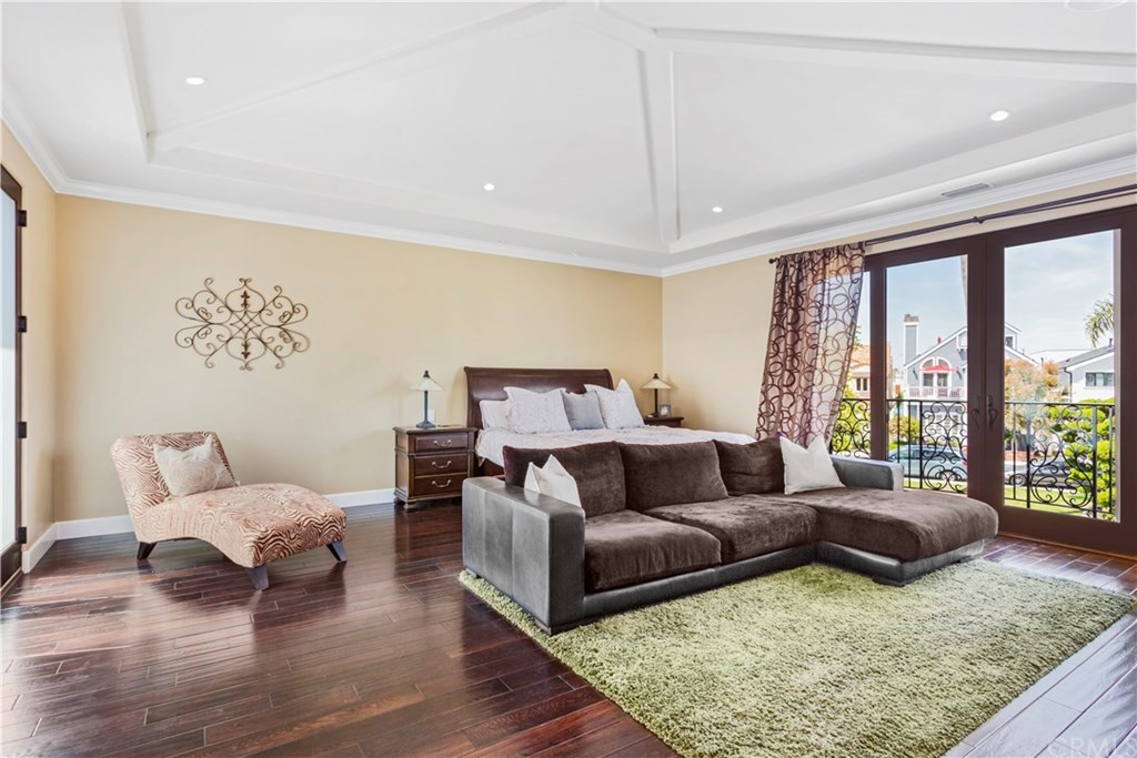 70 Giralda Walk Long Beach, CA 90803 - Photo 20 of 27